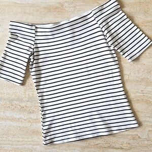 Chic Off-Shoulder Nautical Striped Top